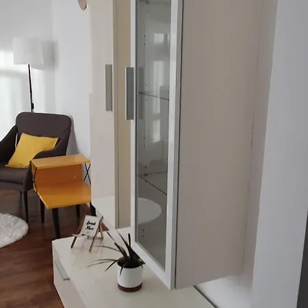 Maison H Διαμέρισμα *